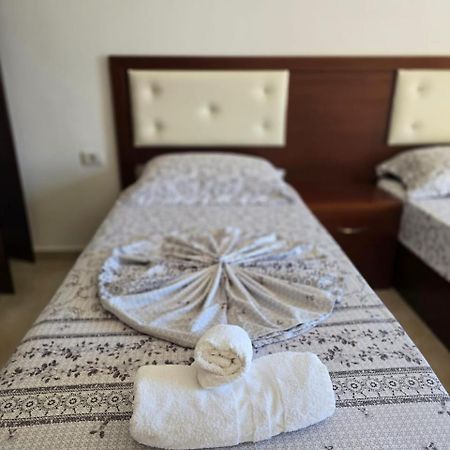 Verano Hotel Saranda Extérieur photo