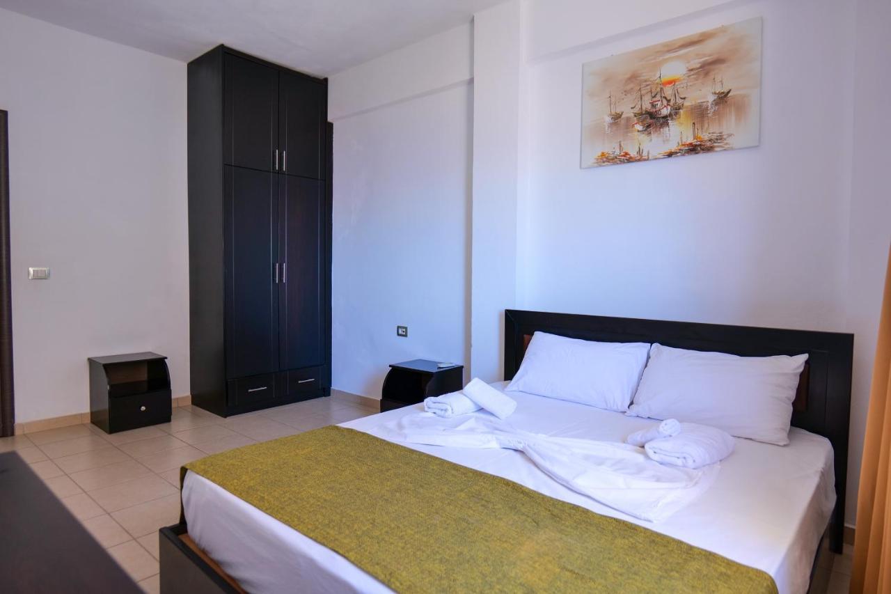 Verano Hotel Saranda Extérieur photo